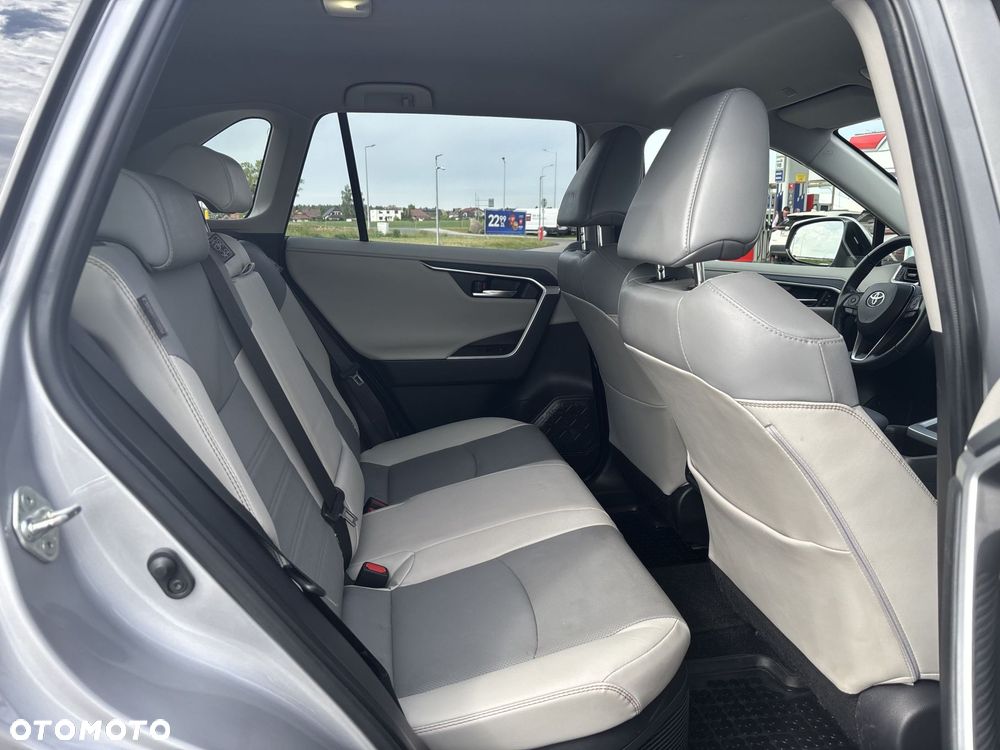 Toyota RAV4 2.5 Hybrid Executive 4x2 - 16