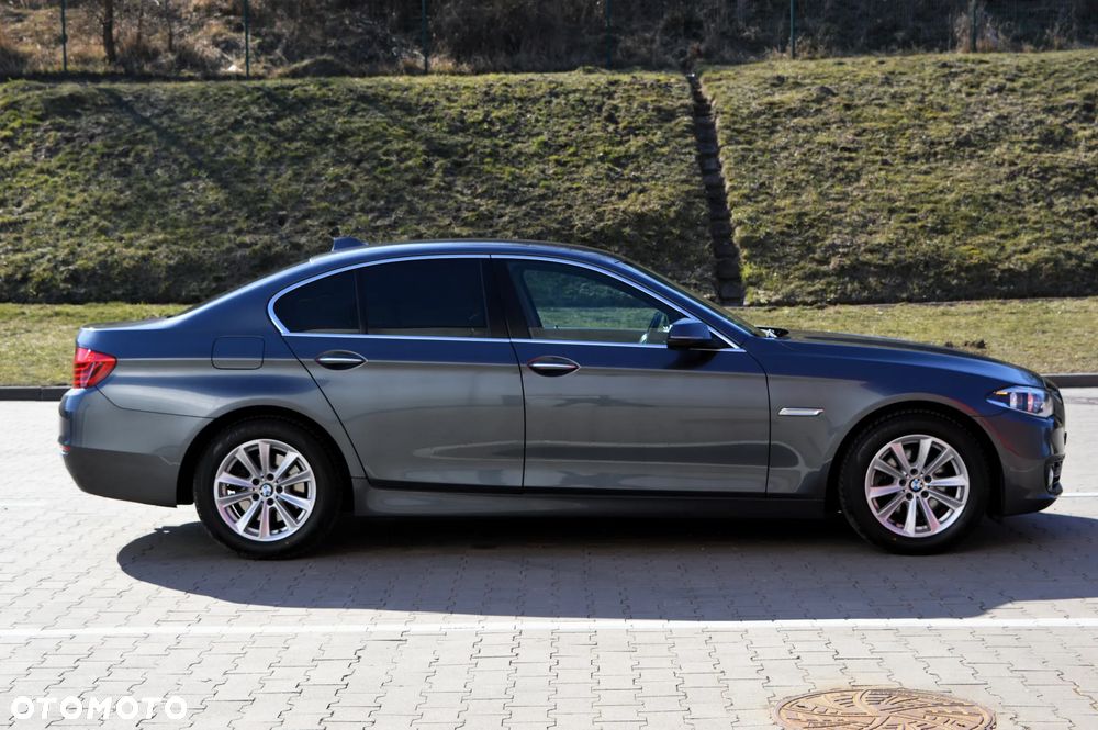 BMW Seria 5 520d xDrive Luxury Line - 28