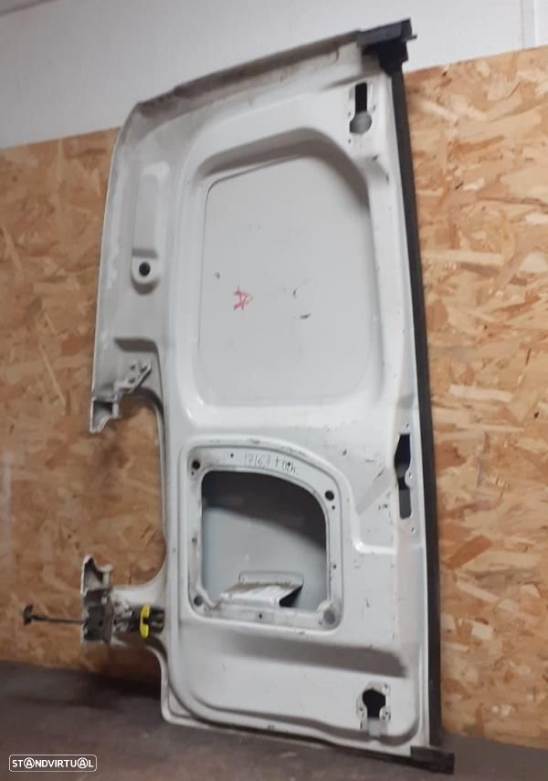 Porta Trás Dto Peugeot Partner Caixa (K9) - 4