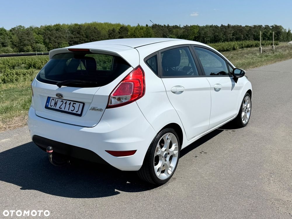 Ford Fiesta 1.5 TDCi Ambiente - 5