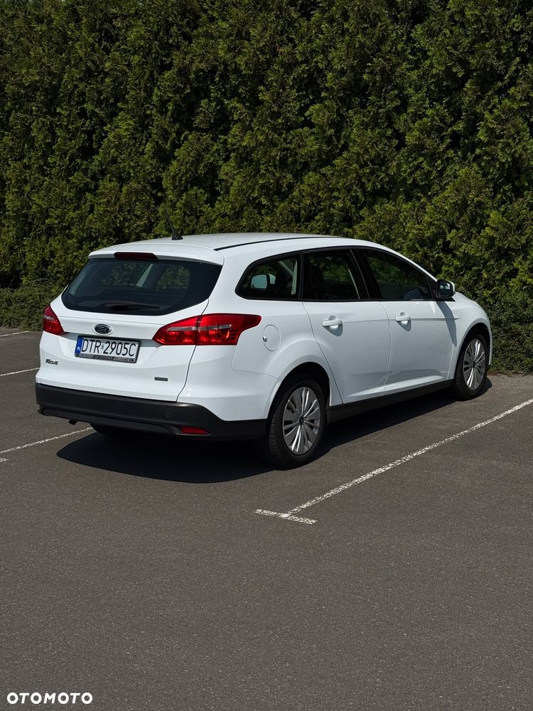 Ford Focus 1.0 EcoBoost Active - 12
