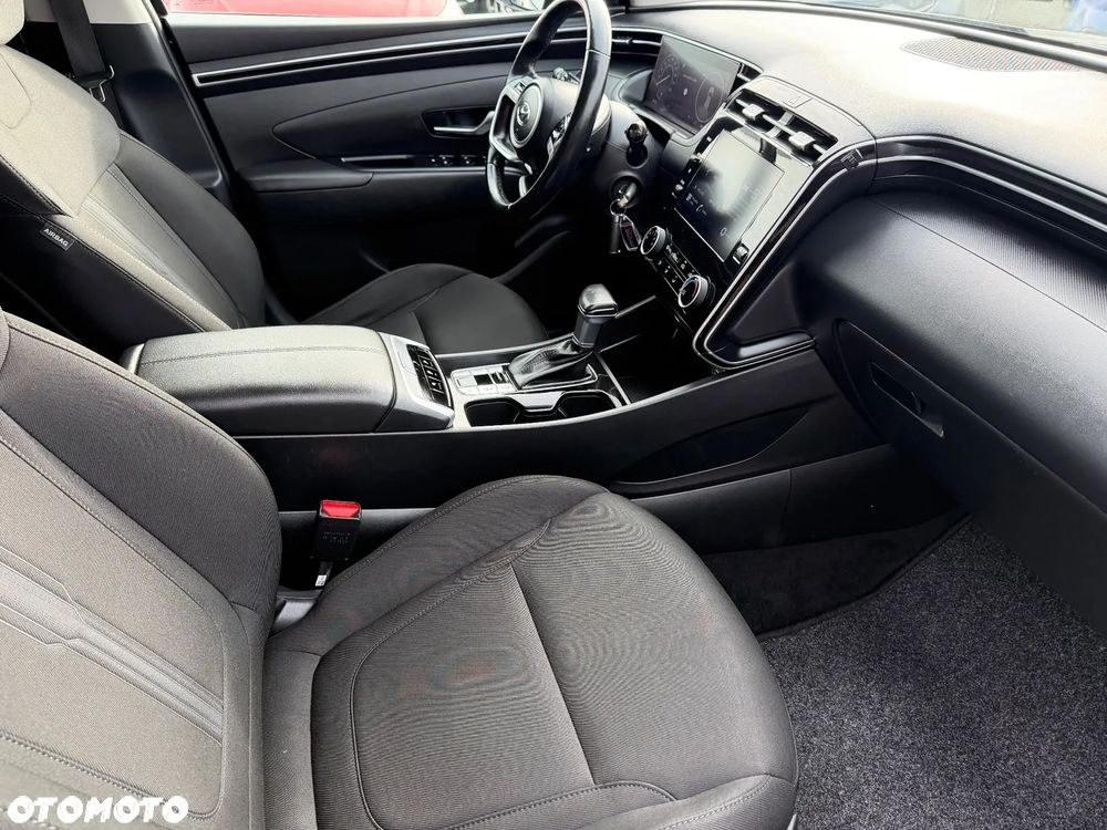 Hyundai Tucson 1.6 T-GDi 48V-Hybrid 2WD DCT Select - 11