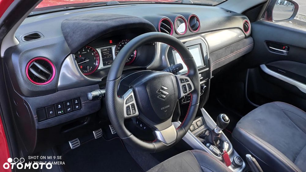 Suzuki Vitara 1.4 Boosterjet Premium 4WD - 5