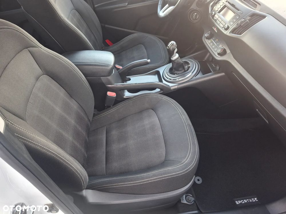 Kia Sportage 1.6 GDI 2WD Dream-Team Edition - 23