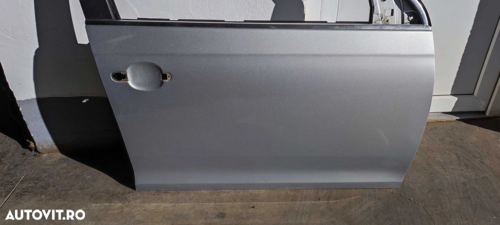 Usa fata dreapta volkswagen vw JETTA an 2007 cod culoare LA7W - 2