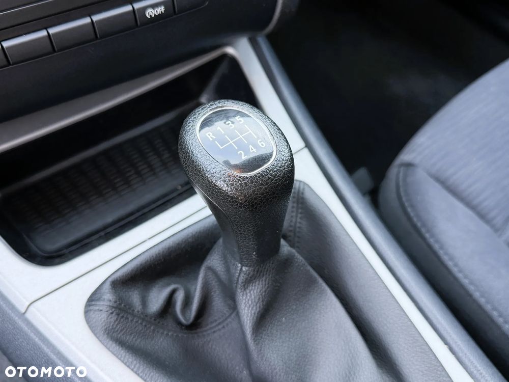 BMW Seria 1 - 19