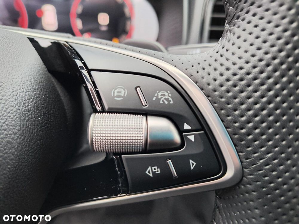 Skoda Karoq 2.0 TDI SCR 4x4 Sportline DSG - 25