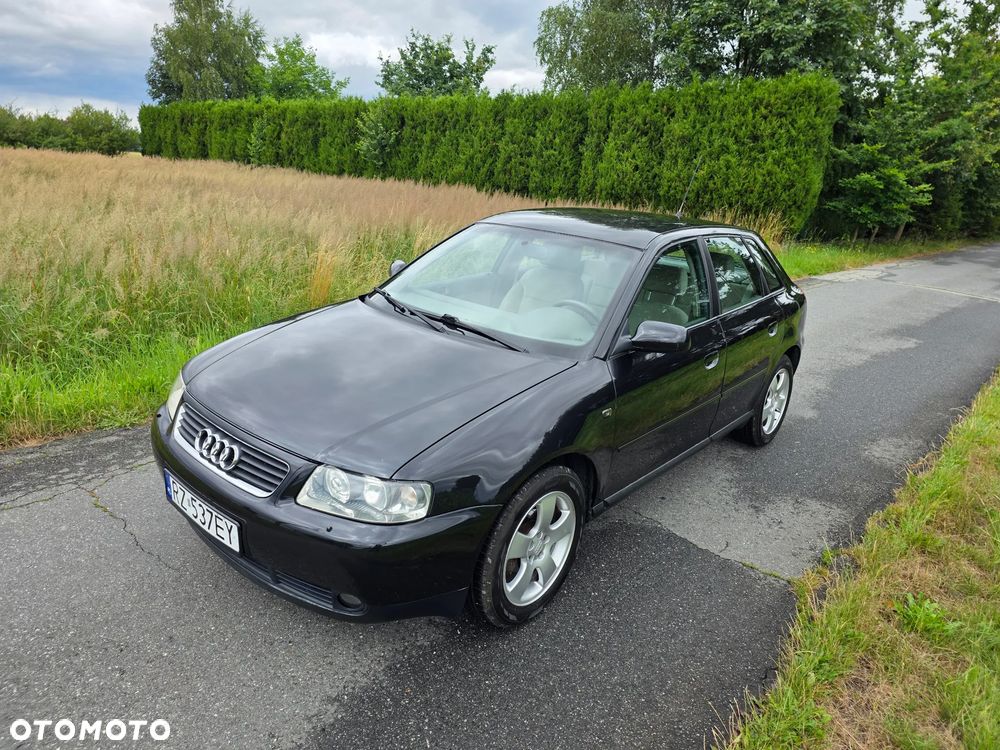 Audi A3 Sportback 1.6 Attraction - 1