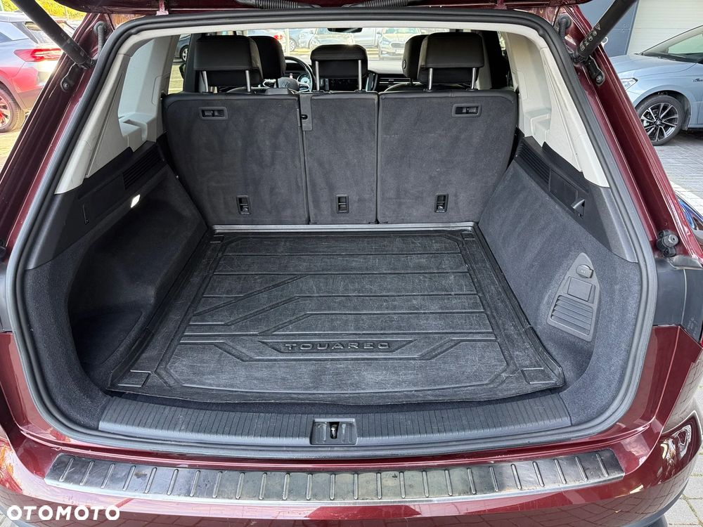 Volkswagen Touareg - 15