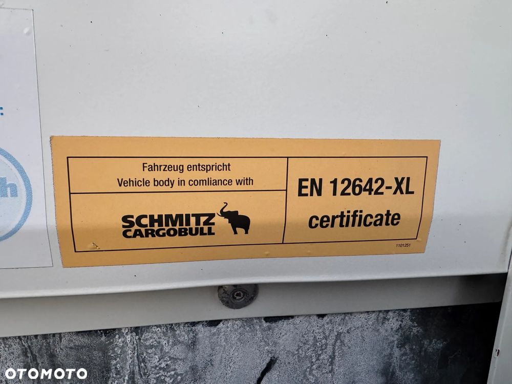 Schmitz Cargobull Izoterma , Doppelstock, oś podnoszona - 30