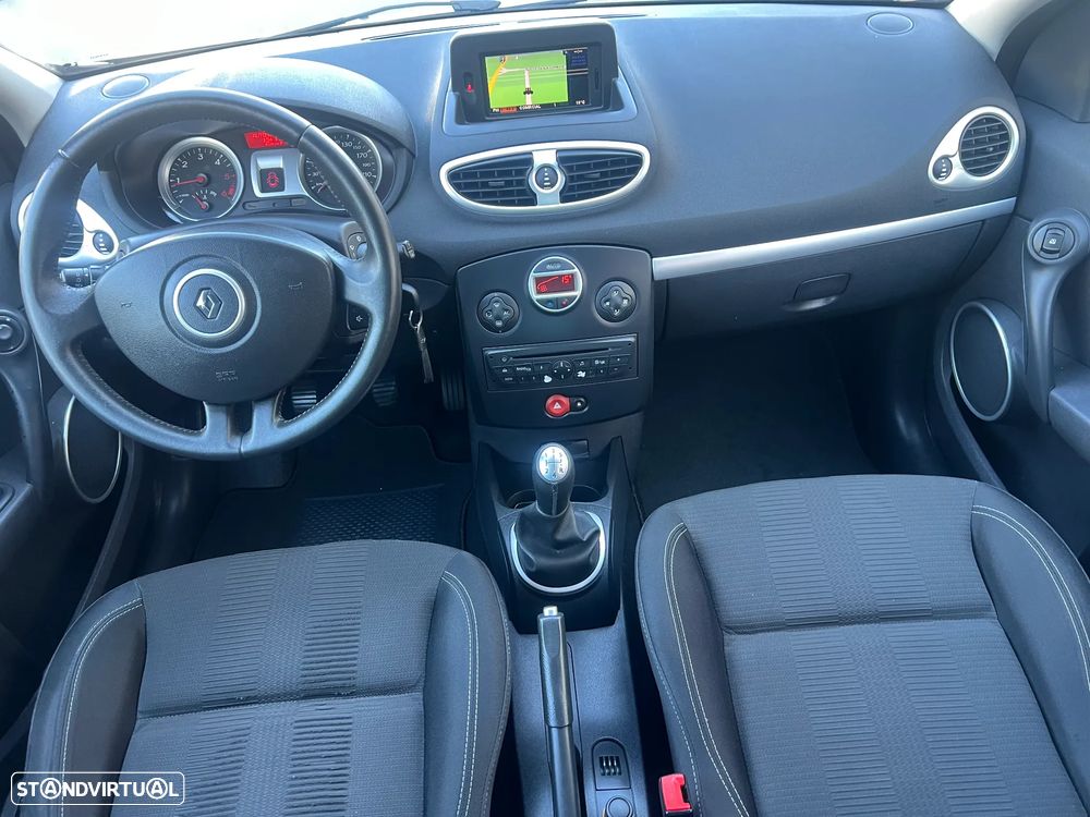 Renault Clio 1.5 dCi Dynamique S - 9