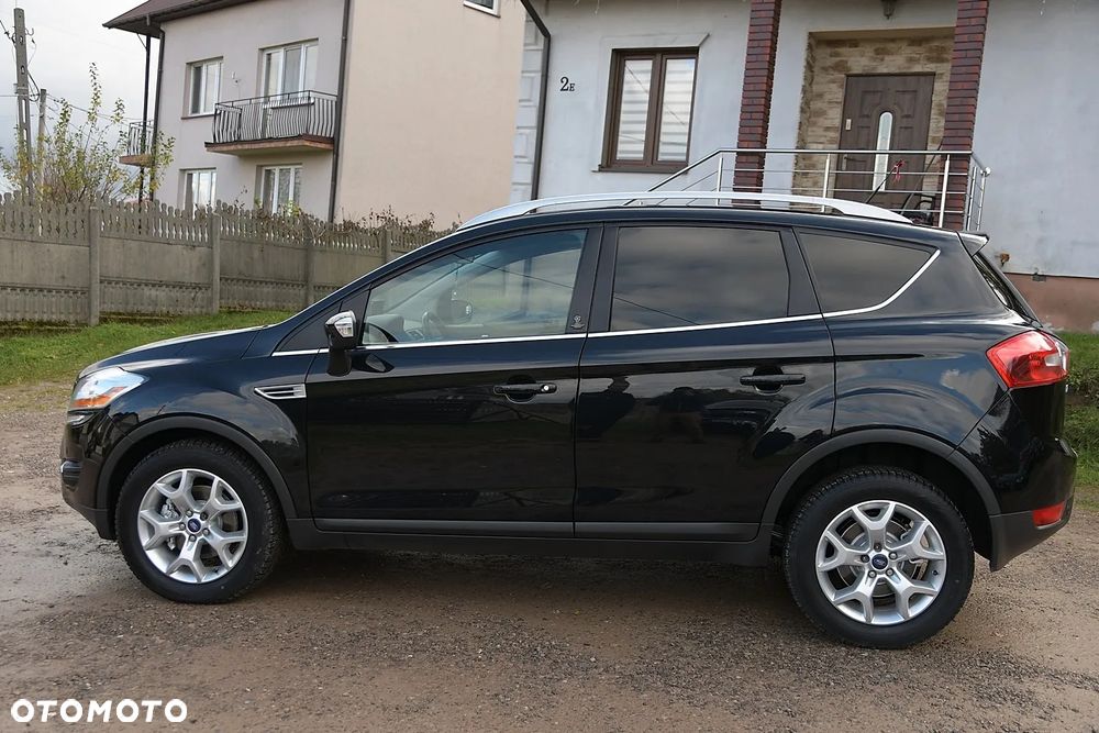 Ford Kuga 2.0 TDCi 4WD Titanium - 4