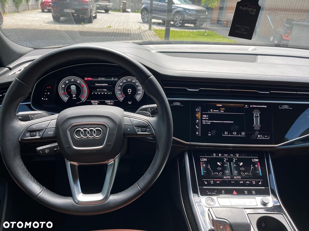 Audi Q8 SUV TFSI quattro 250 kW tiptronic - 6