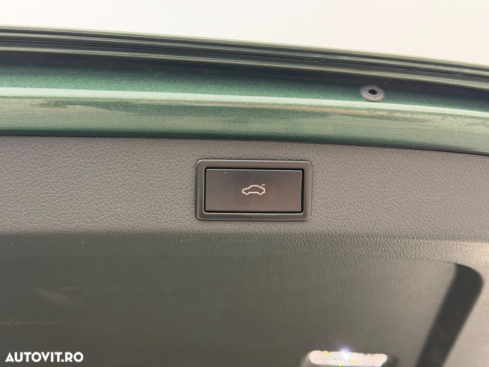 Skoda Superb 2.0 TDI DSG Premium Edition - 20