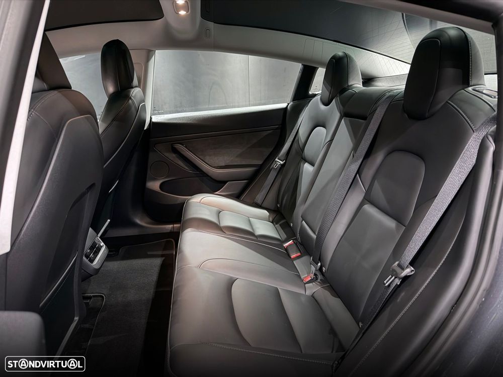 Tesla Model 3 Standard Range Plus RWD - 28