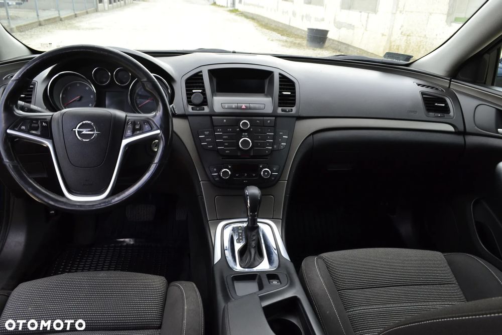 Opel Insignia 2.0 CDTI automatik Active - 13