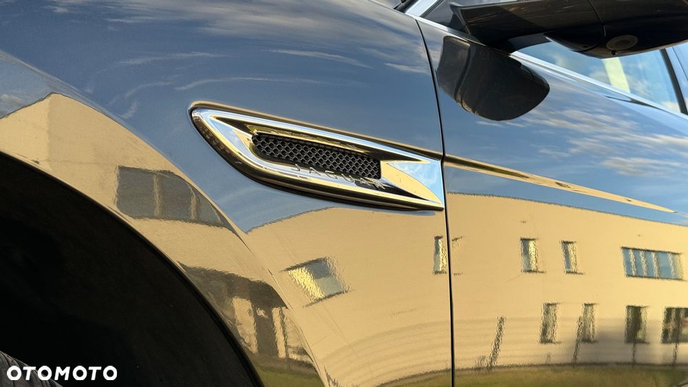 Jaguar F-Pace 20d AWD Prestige - 18