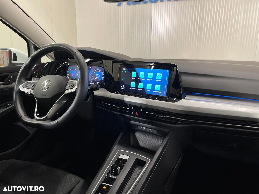 Volkswagen Golf 1.5 eTSI MHEV 150CP DSG Life - 10