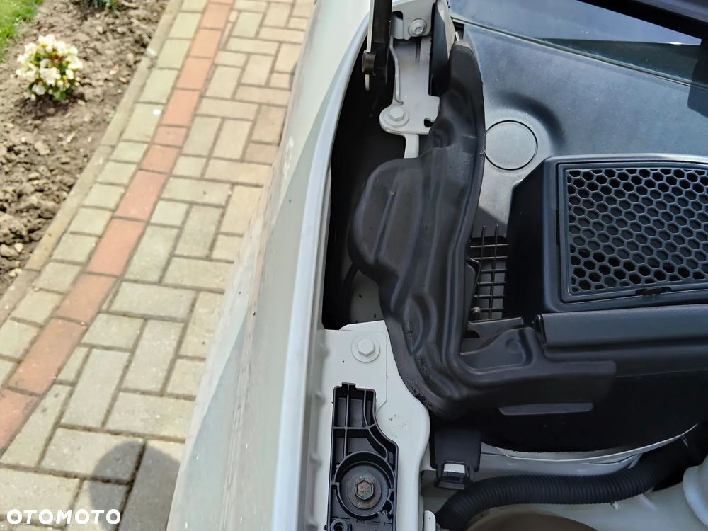 Peugeot 2008 e-HDi FAP 115 STOP & START Allure - 22