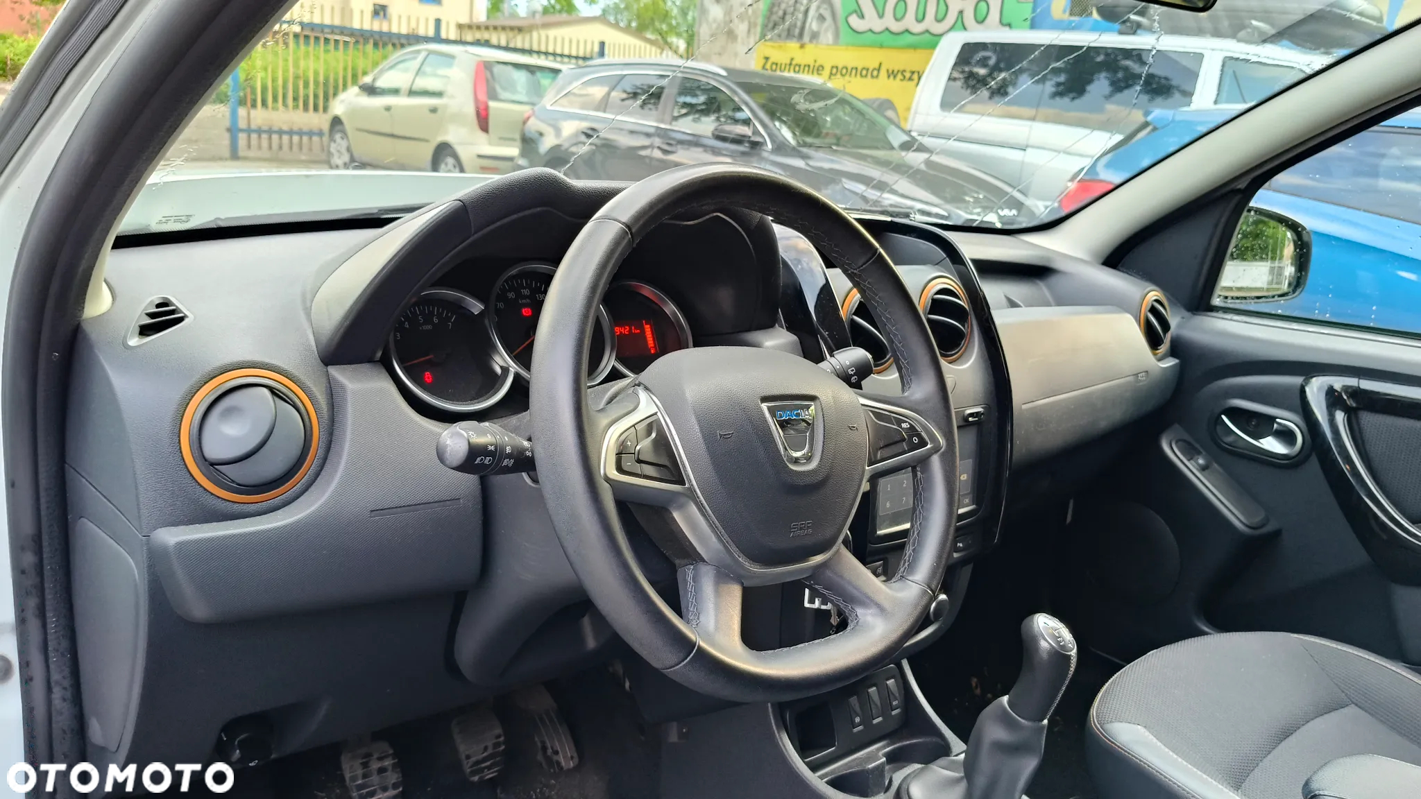 Dacia Duster 1.6 SCe Ambiance S&S - 15