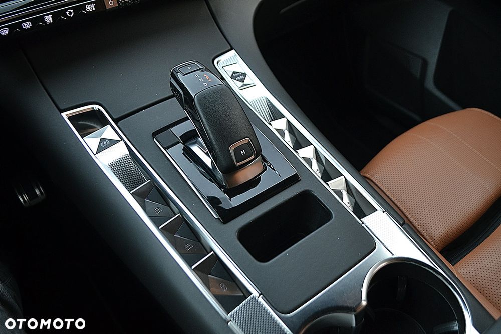 DS Automobiles DS 7 Crossback - 39