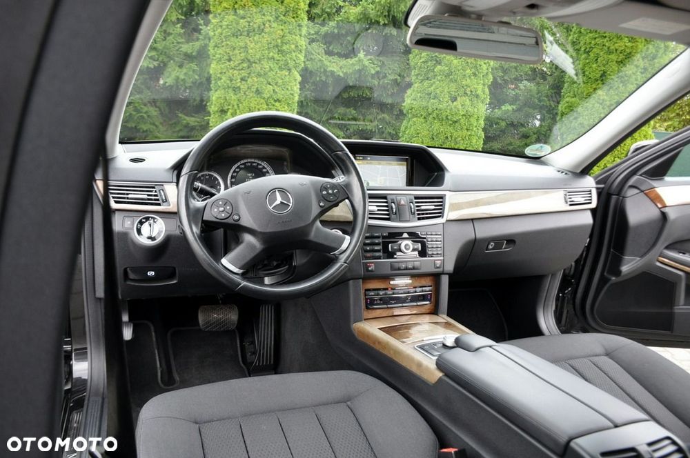 Mercedes-Benz Klasa E - 30