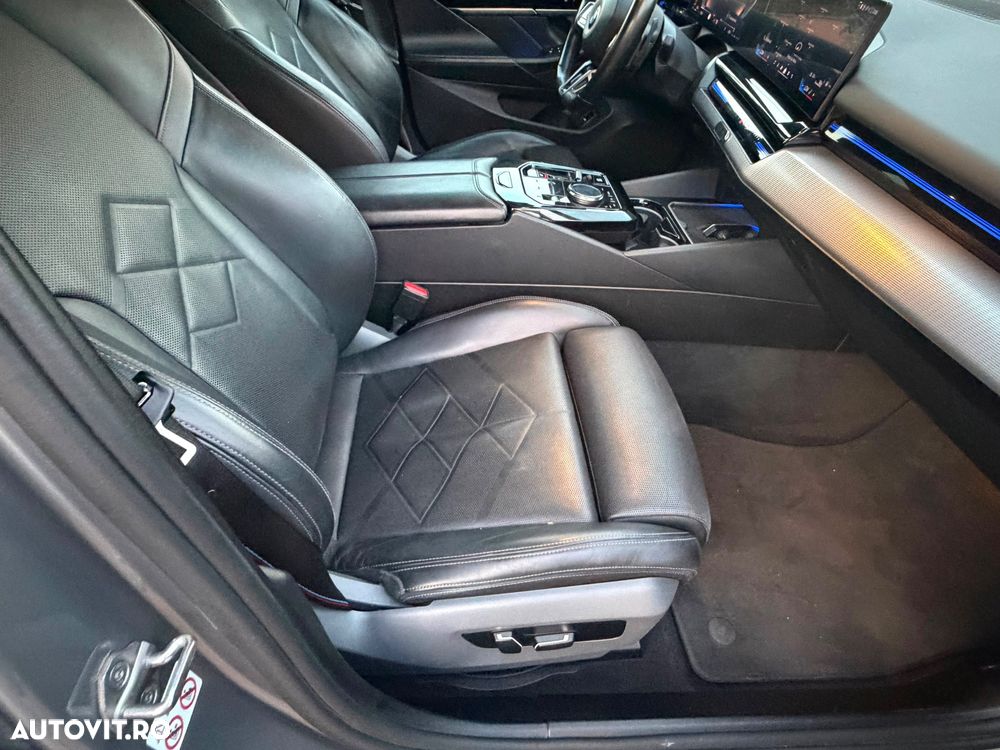 BMW Seria 5 520d xDrive Aut. - 25