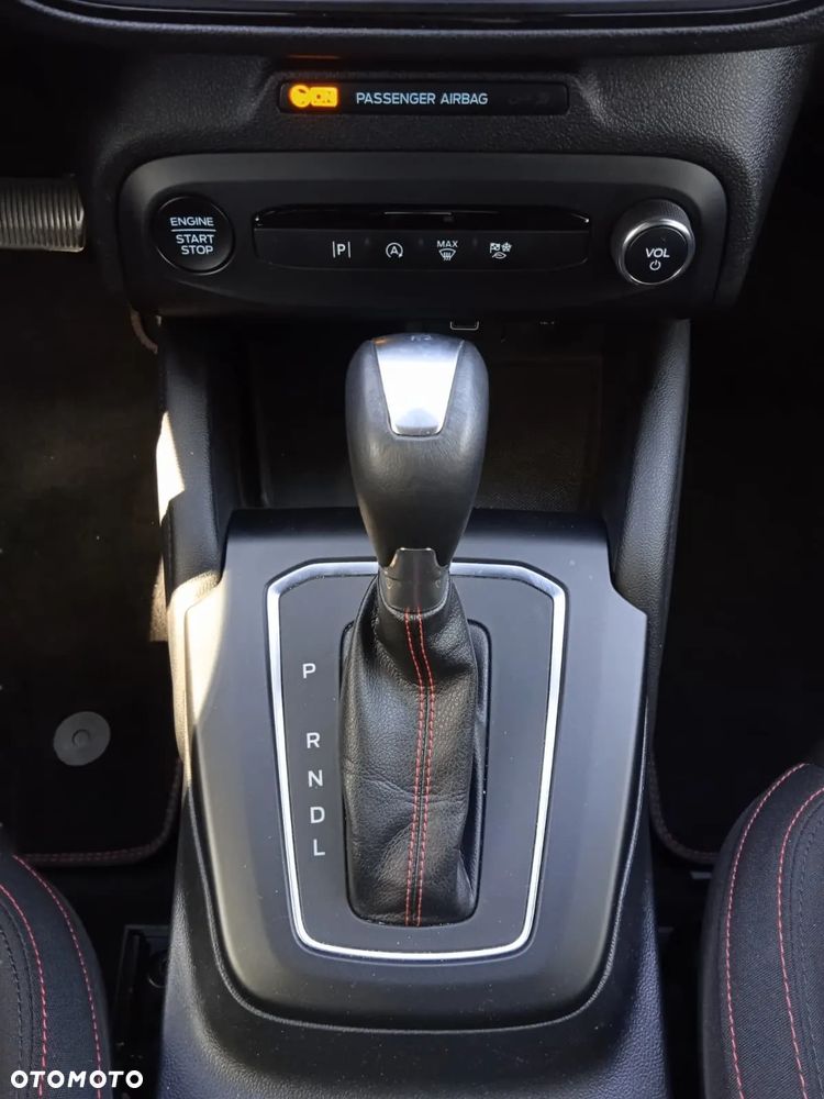 Ford Focus 1.0 EcoBoost mHEV ST-Line X - 31