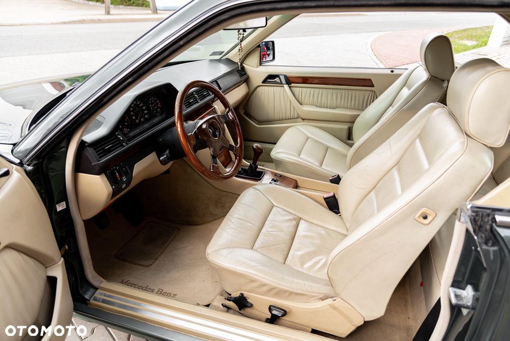 Mercedes-Benz W124 (1984-1993) - 18