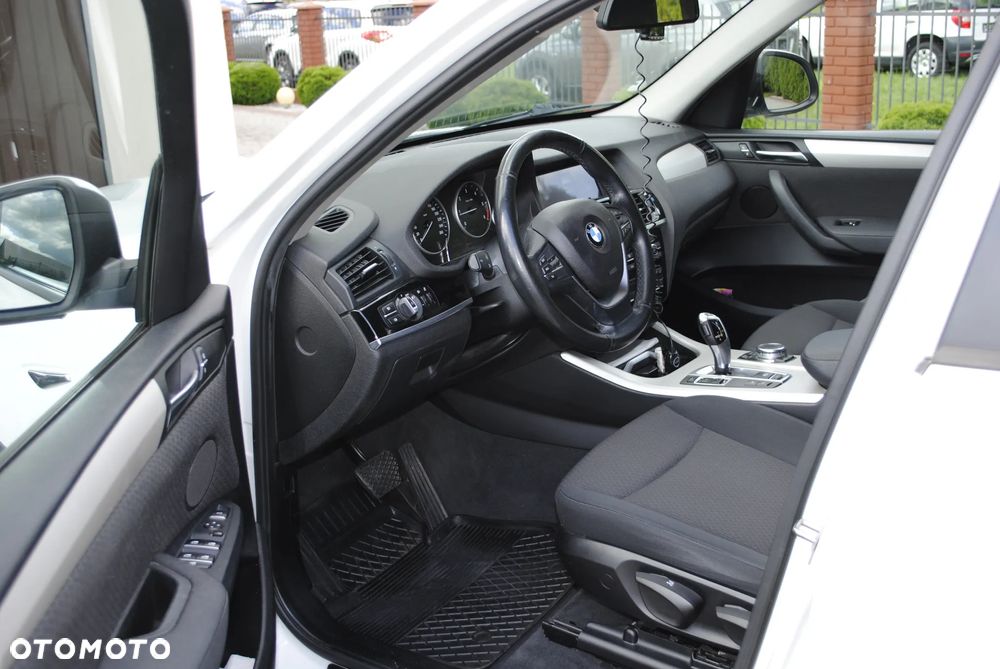 BMW X3 xDrive20d - 12