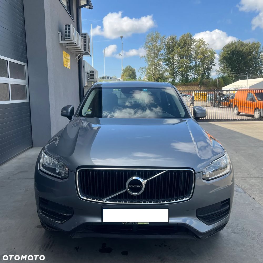 Volvo XC 90 - 8