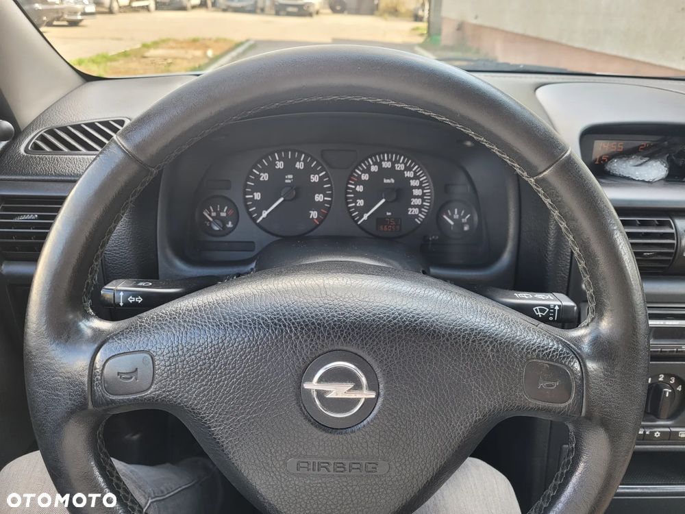 Opel Astra 1.4 Start - 17