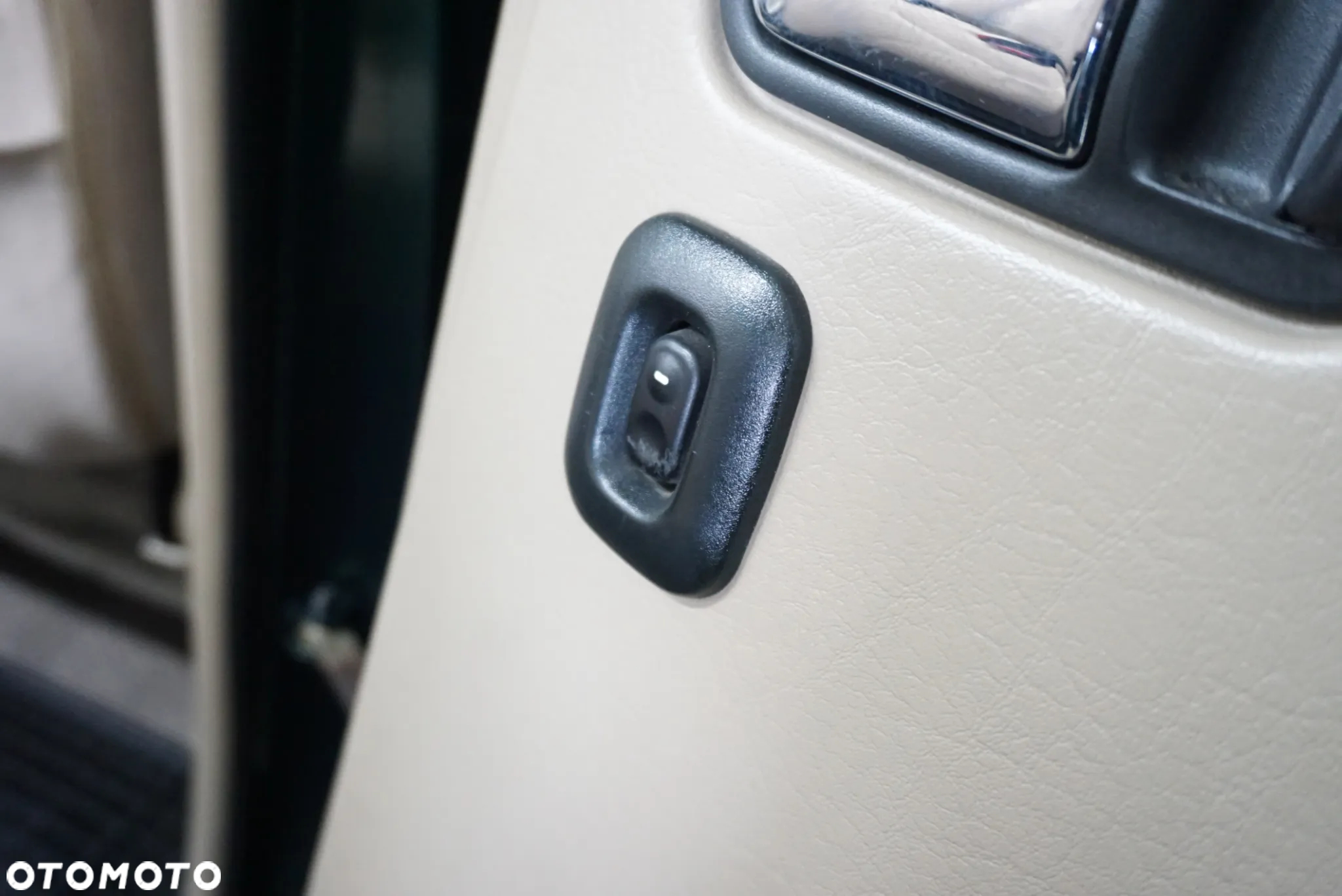 Nissan Terrano II 3.0 Di Elegance - 27