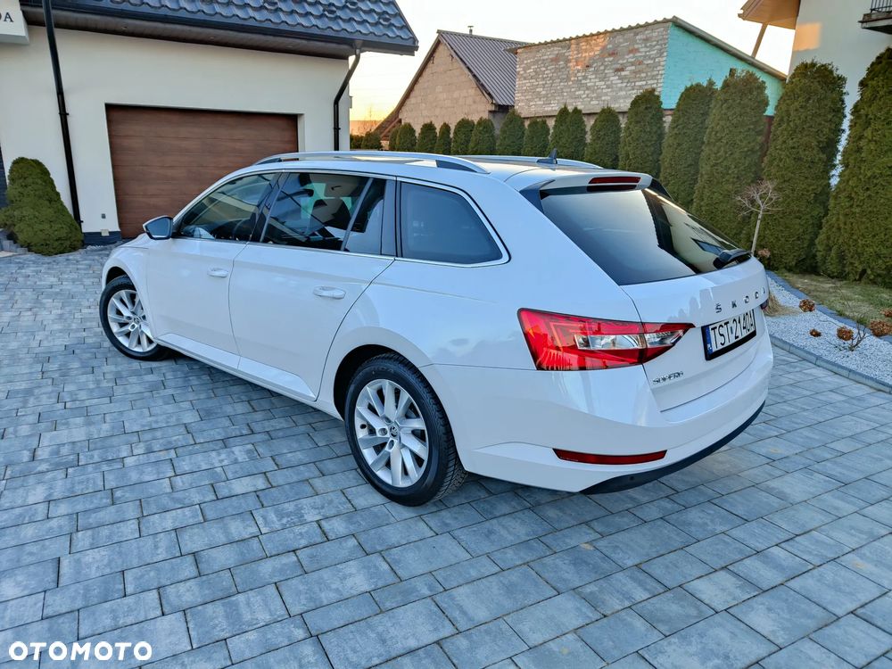 Skoda Superb 2.0 TDI Active DSG7 - 4
