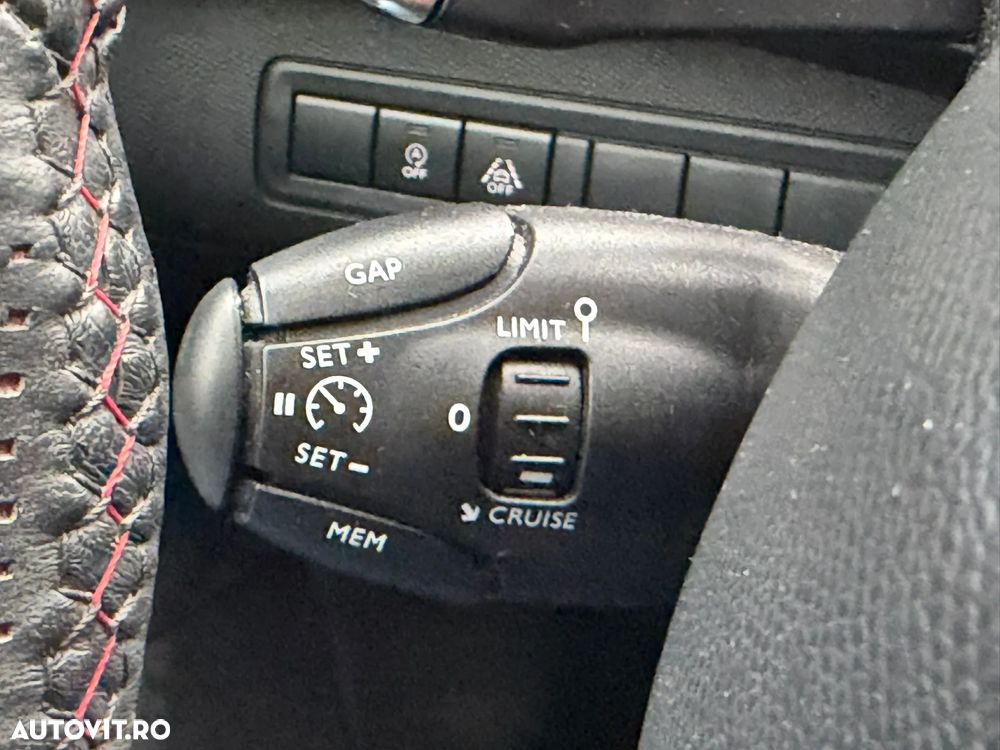 Peugeot 308 1.2L PureTech 130 S&S EAT8 GT - 20