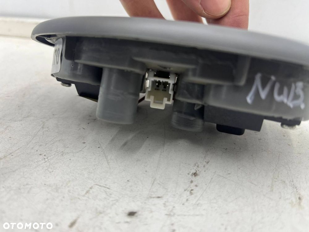 Lampka oświetlenia kabiny Chevrolet Nubira III J200 05-12r. przednia wnętrza podsufitki sufitowa - 3