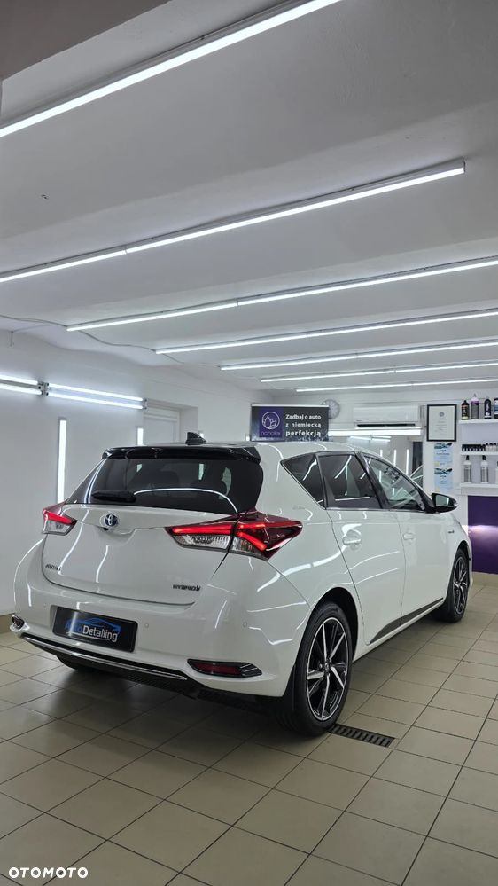 Toyota Auris Hybrid 135 Selection - 5