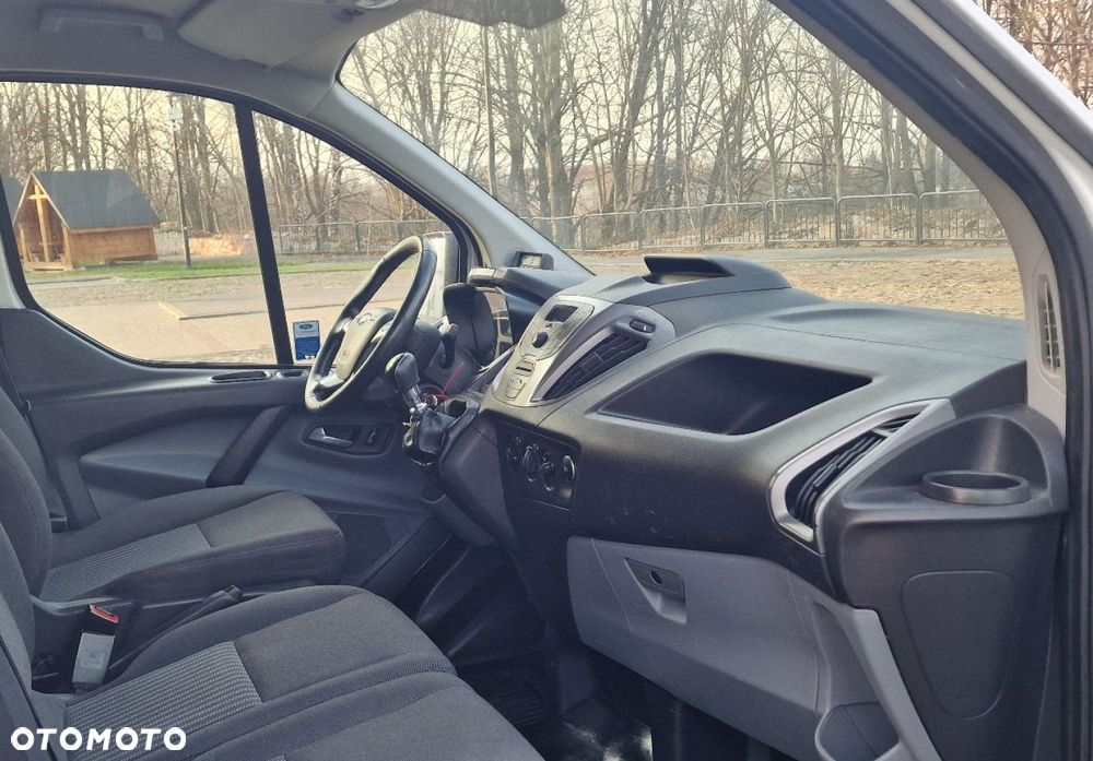 Ford Transit Custom - 23