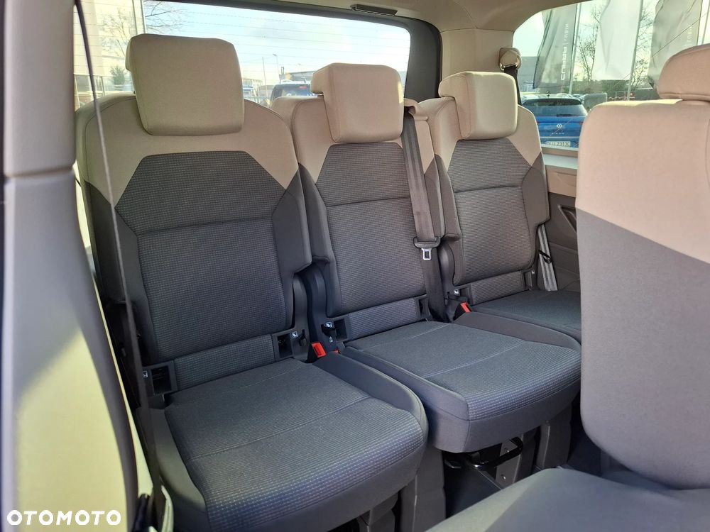 Volkswagen Multivan 2.0 TDI L2 Family DSG - 11