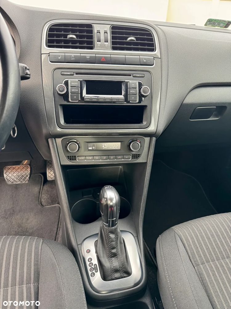 Volkswagen Polo 1.2 TSI Highline DSG - 11