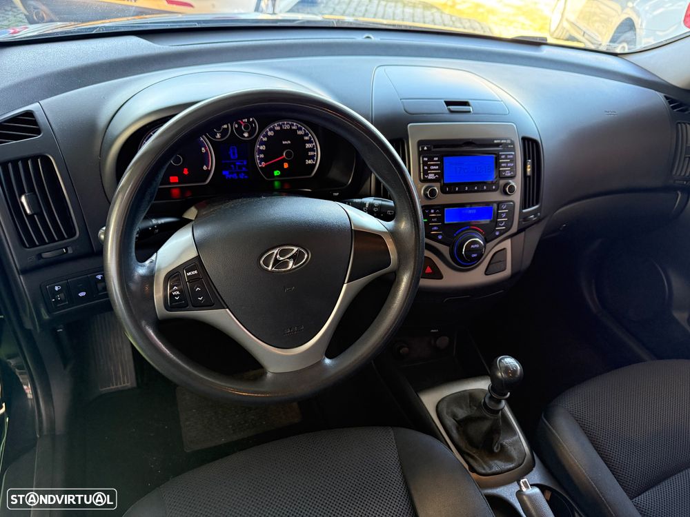 Hyundai i30 CW 1.6 CRDi Comfort - 8