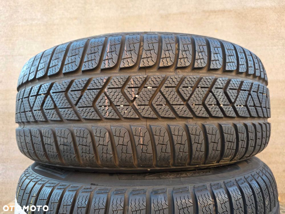 [Z295] 2x R17 235/55 Opony zimowe Pirelli 235/55/17 Jak Nowe 21r. - 4