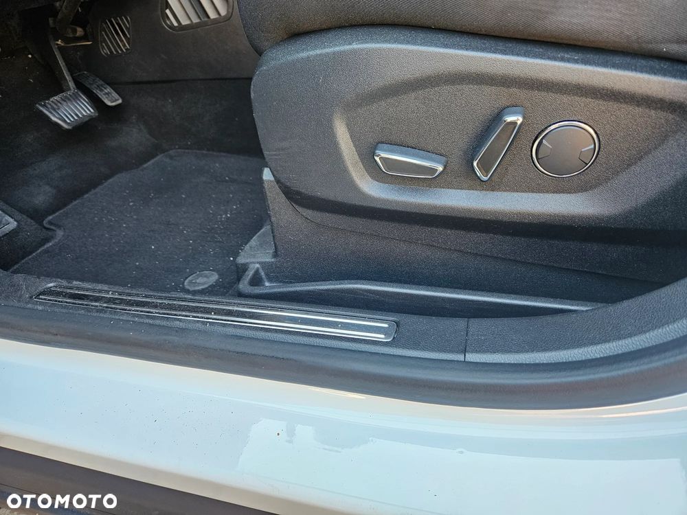 Ford S-Max 2.0 TDCi Titanium PowerShift - 29