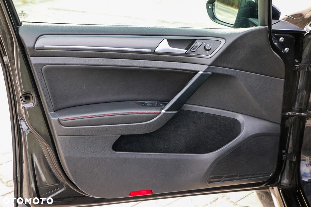 Volkswagen Golf 2.0 TSI OPF DSG GTI Clubsport - 13