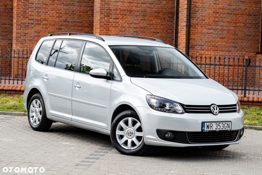 Volkswagen Touran 2.0 TDI DPF BlueMotion Technology DSG STYLE - 5
