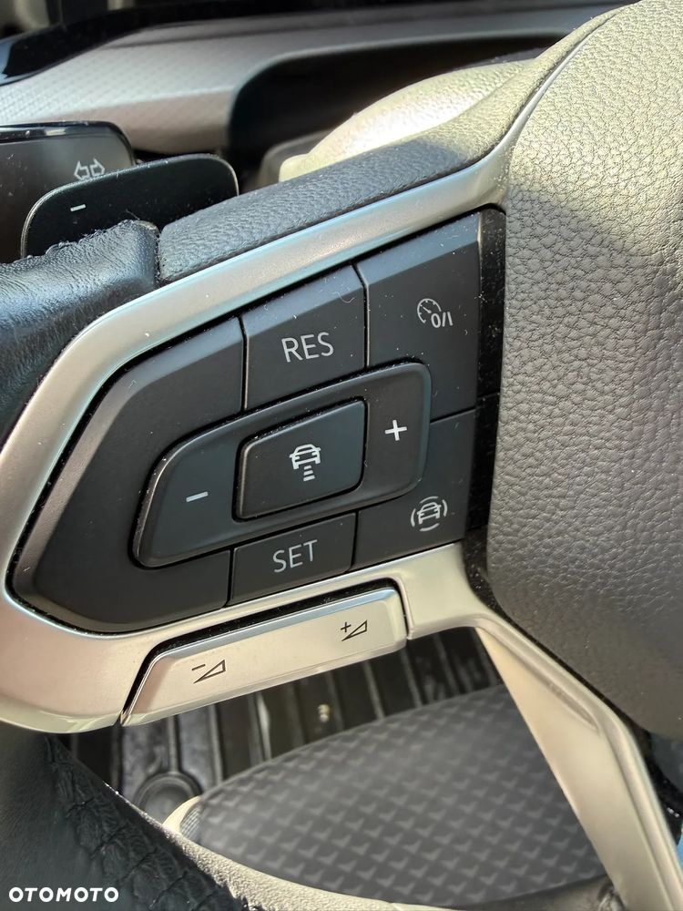 Volkswagen Golf 2.0 TDI SCR DSG Active - 13