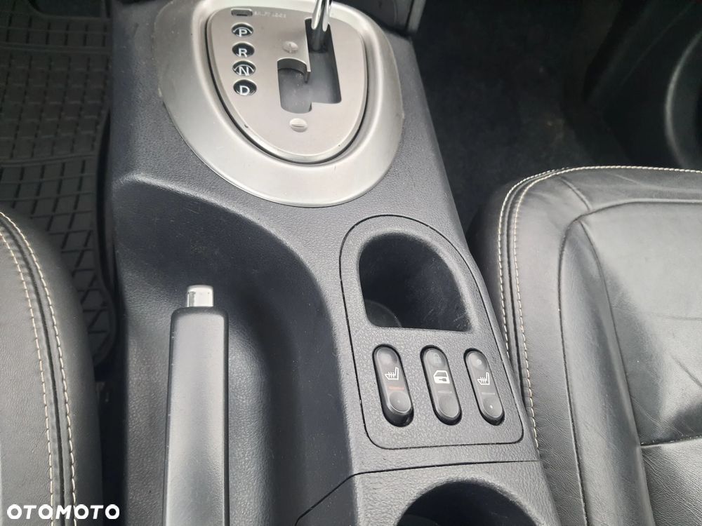 Nissan Qashqai 2.0 CVT tekna - 16