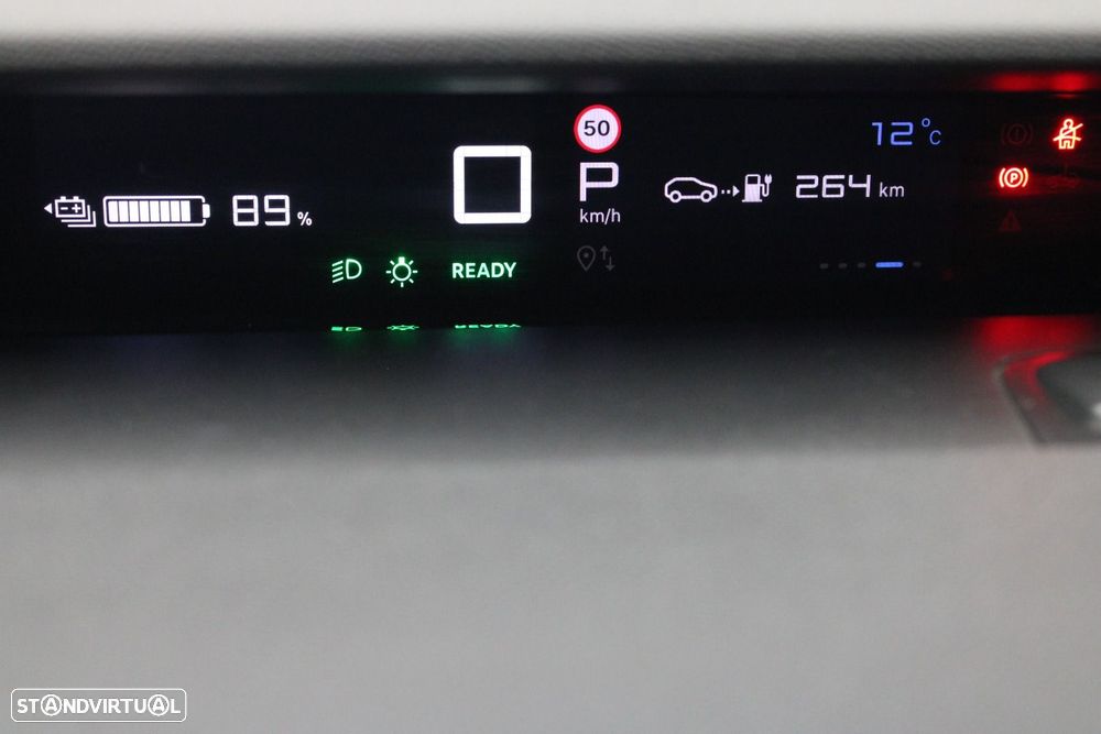 Citroën e-C3 44 kWh Autonomia Conforto Max - 23