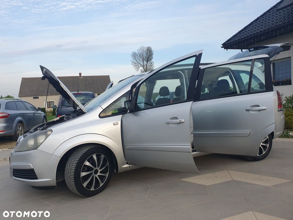 Opel Zafira - 4