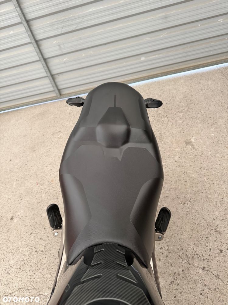 Zontes 125 G1 Spoke - 11